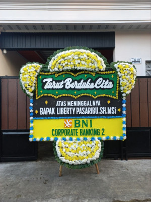 Papan Bunga Duka di Banda Mulia